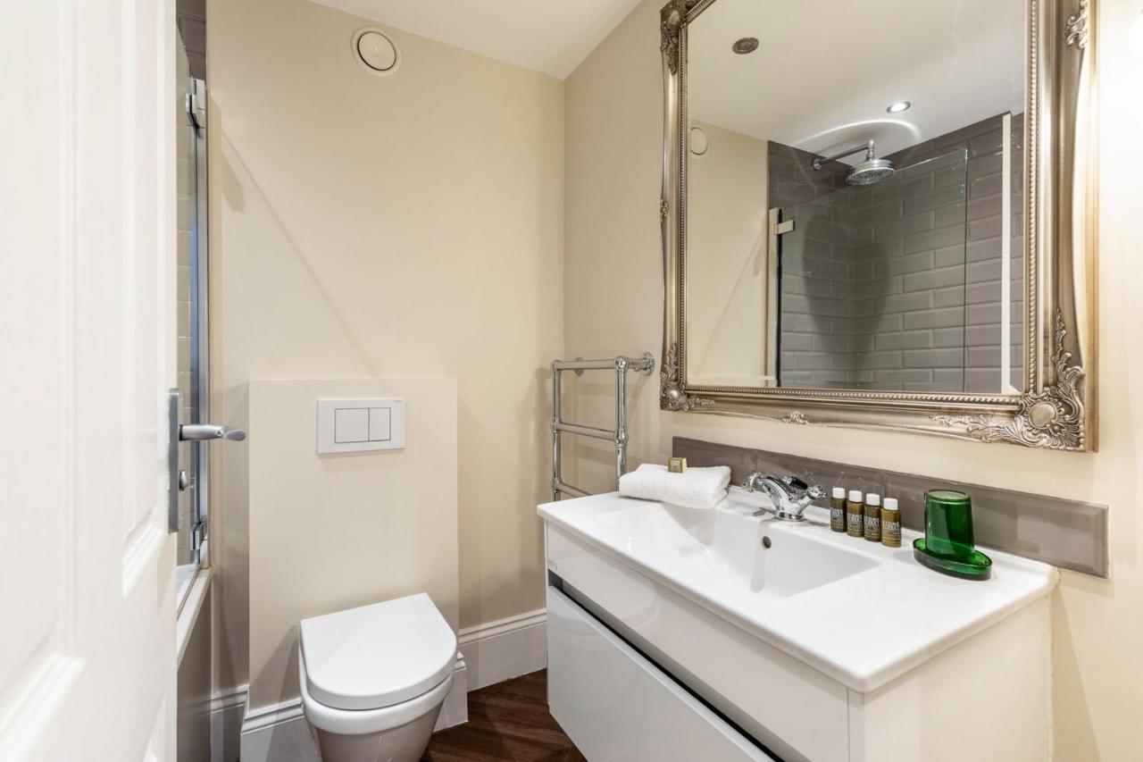 2-Br Apartment For 6 In Covent Garden With Ac ลอนดอน ภายนอก รูปภาพ