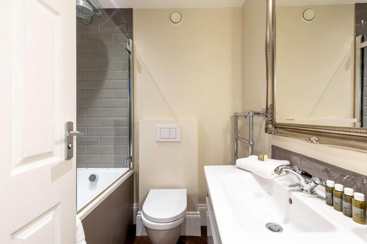 2-Br Apartment For 6 In Covent Garden With Ac ลอนดอน ภายนอก รูปภาพ